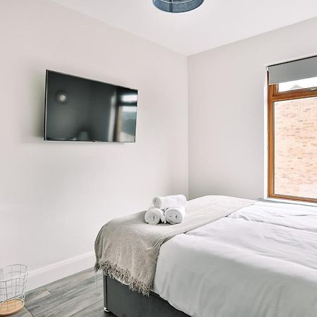 Family Town House Villa Белфаст Екстериор снимка