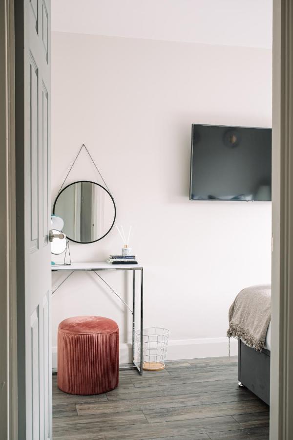 Family Town House Villa Белфаст Екстериор снимка